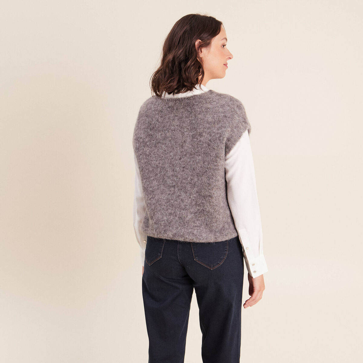 Pull sans manches gris fonc&eacute; femme