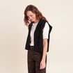 Gilet sans manches &agrave; capuche noir femme