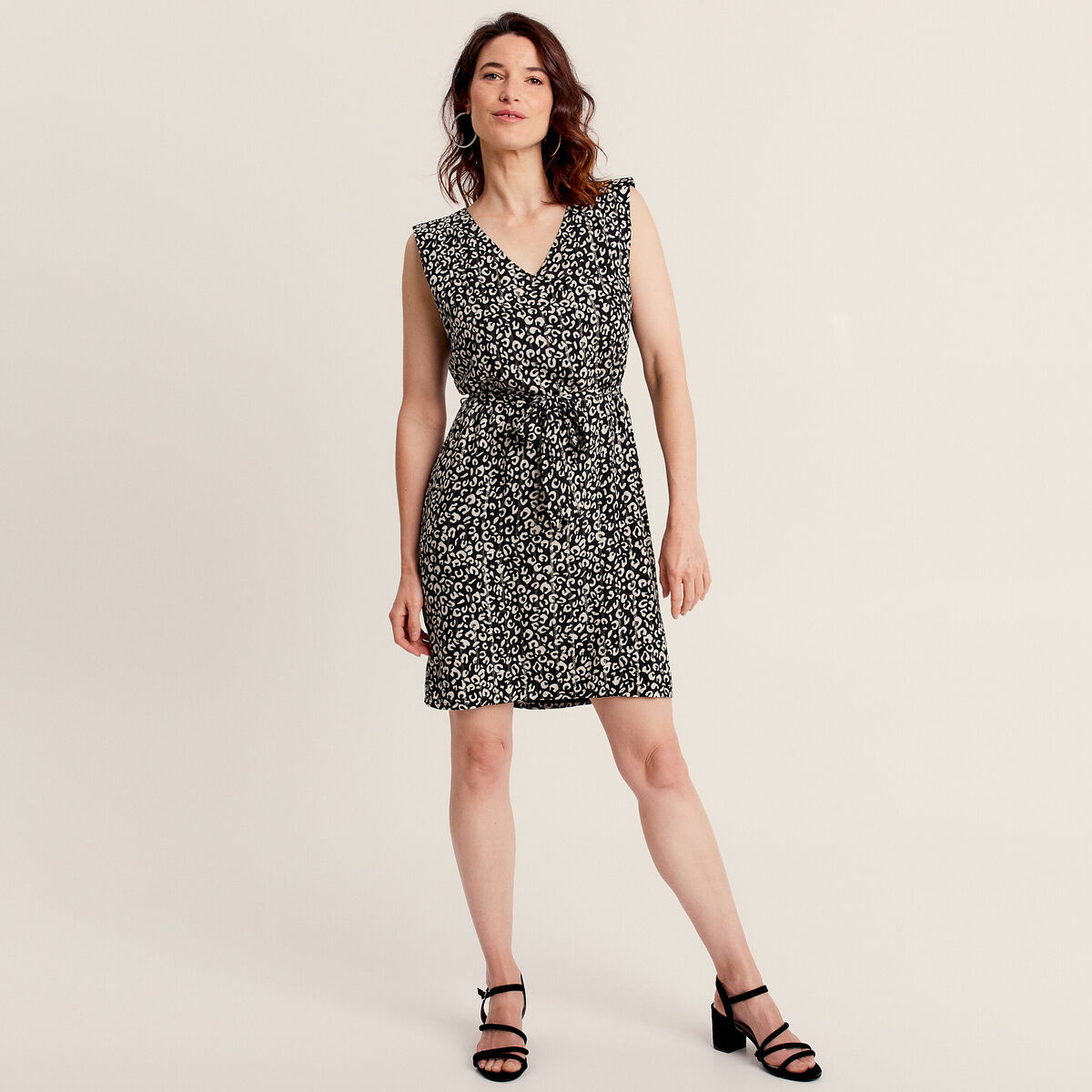 Robe droite ceinturée noir femme