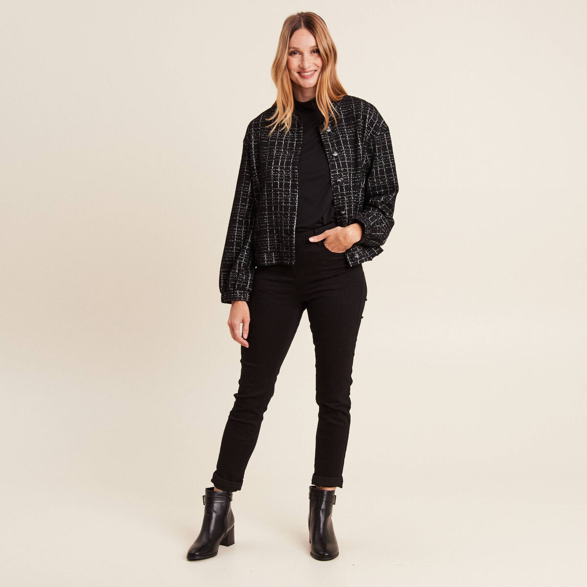 Veste droite boutonn&eacute;e noir femme