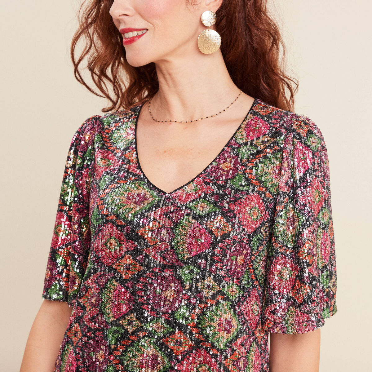 Robe &eacute;vas&eacute;e sequins multicolore femme