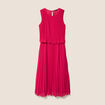 Robe longue &eacute;vas&eacute;e pliss&eacute;e sans manches rose fushia femme