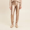Pantalon ajust&eacute; enduit &agrave; pont taupe femme