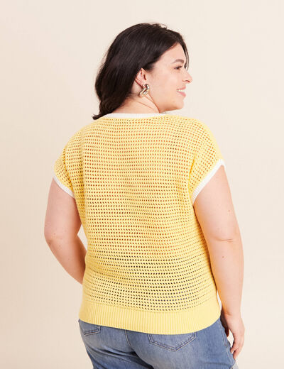 Pull ajour&eacute; sans manches col rond jaune pastel femme