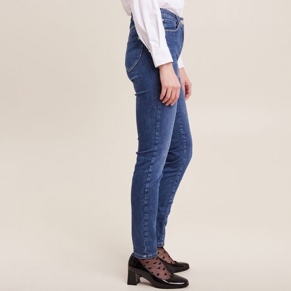 jean magique ajuste taille standard denim double stone femme Jean magique ajusté taille standard denim double stone femme
