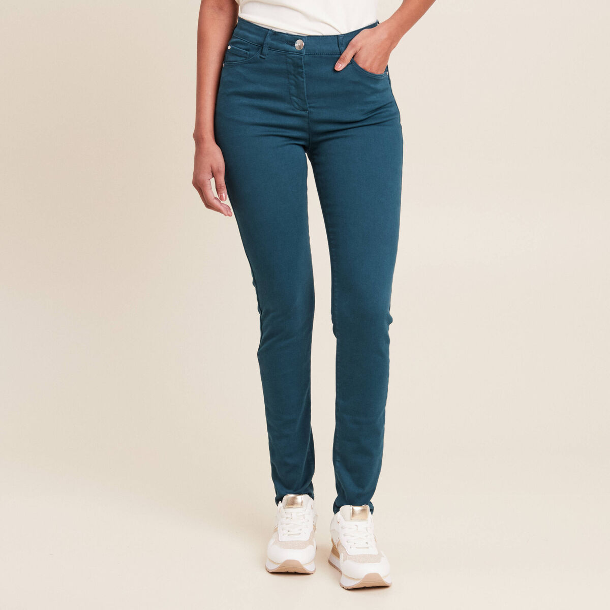 Jean magique ajusté taille standard bleu canard femme