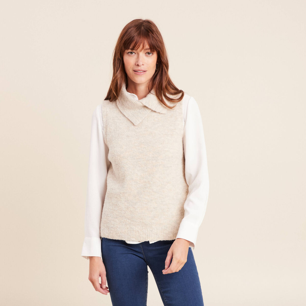 Pull sans manches col boule bouclette creme femme
