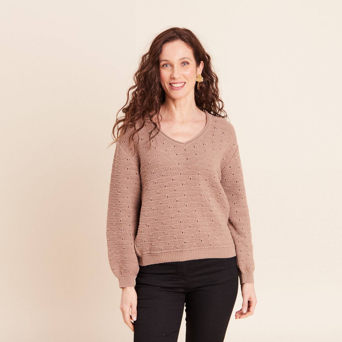 Pull droit long col v manches longues sable femme