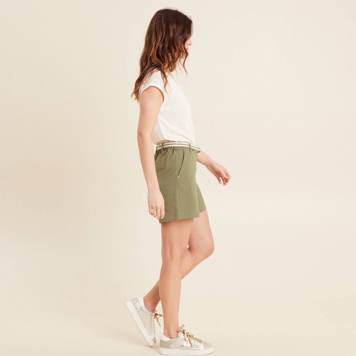 Short fluide taille basse vert kaki femme