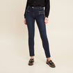 Jean ajusté taille basculée denim brut femme