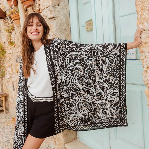 kimono imprime noir femme Kimono imprimé noir femme