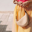 Sac demi-lune tress&eacute; ecru femme