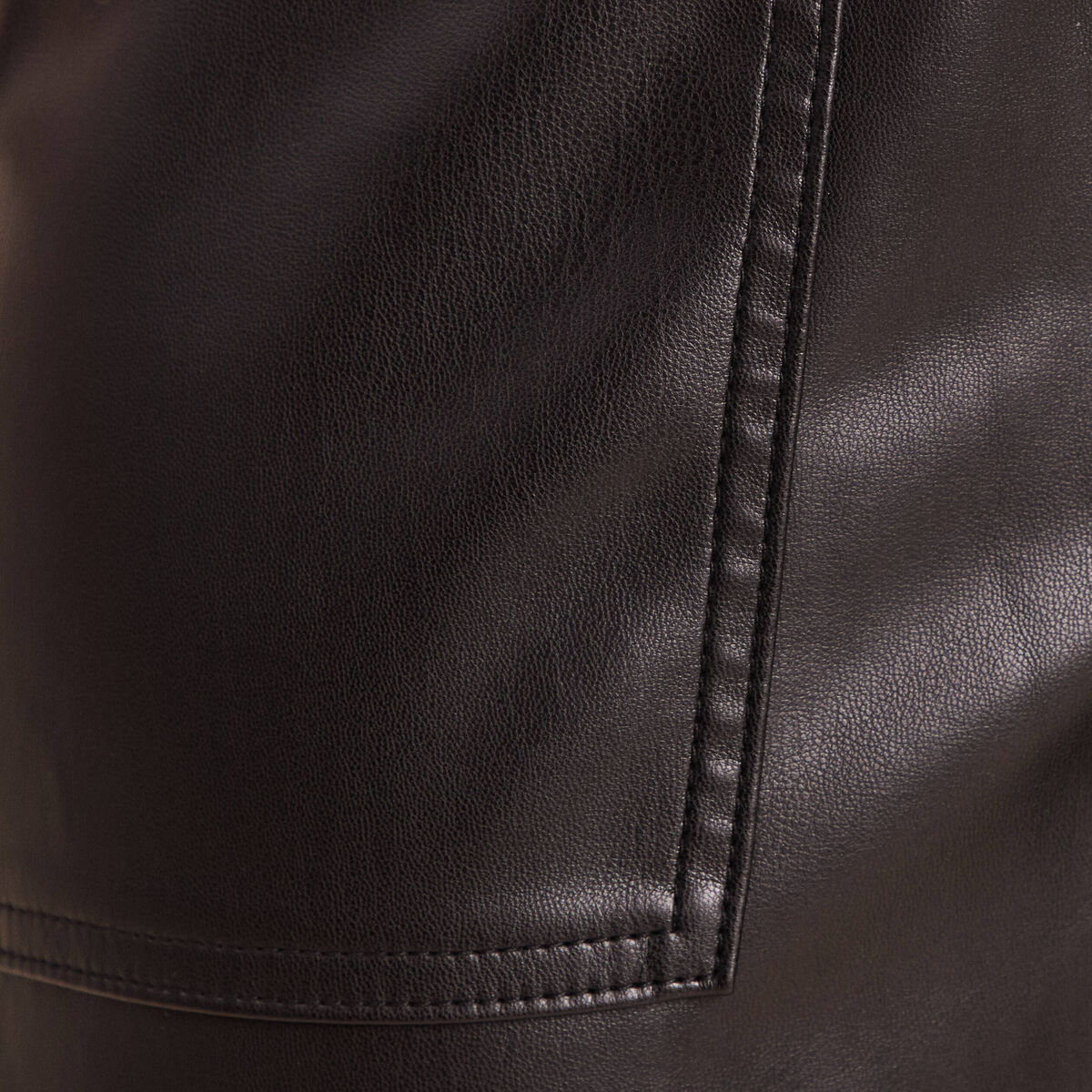Pantalon coupe mom simili cuir noir femme