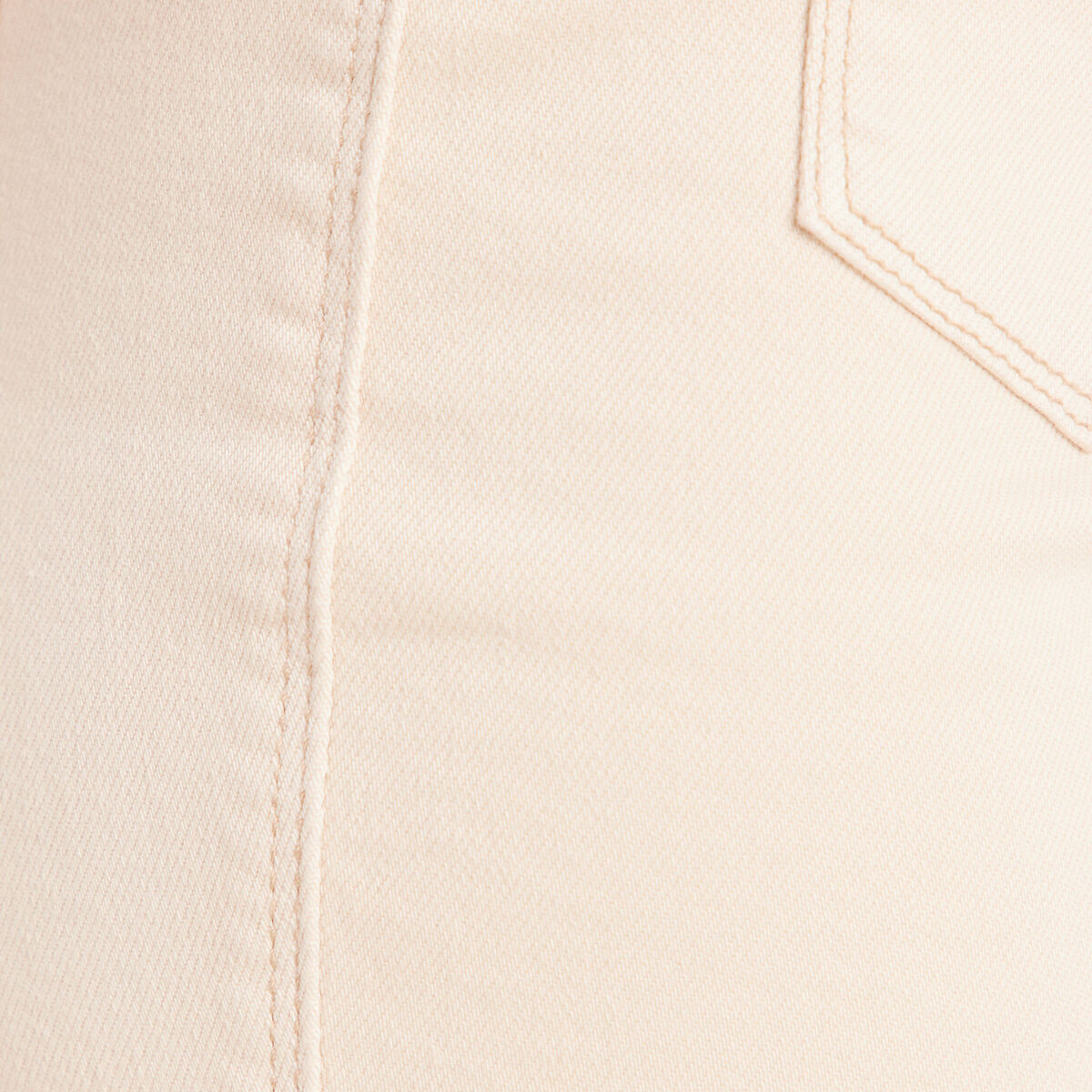 Jean ajust&eacute; taille haute longue ivoire femme