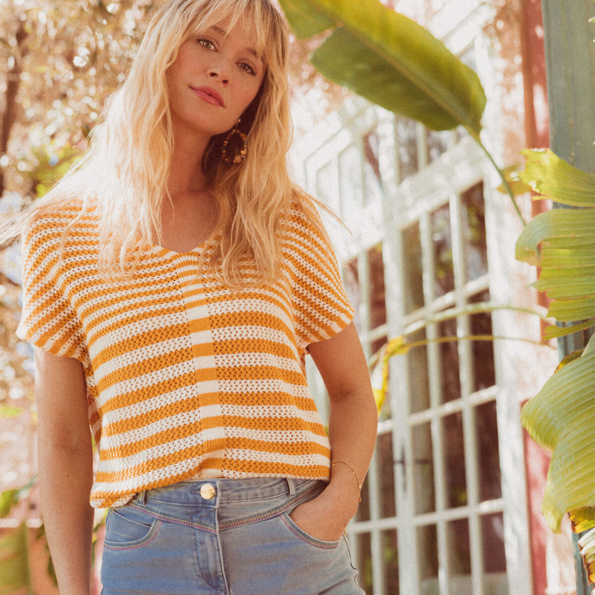 Pull manches courtes jaune moutarde femme