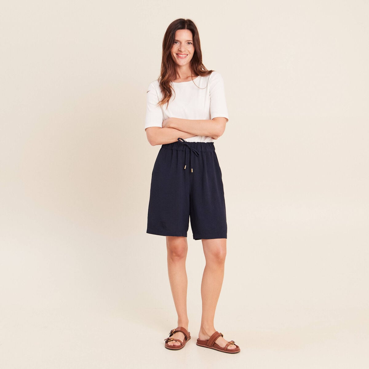 Bermuda bleu fonc&eacute; femme