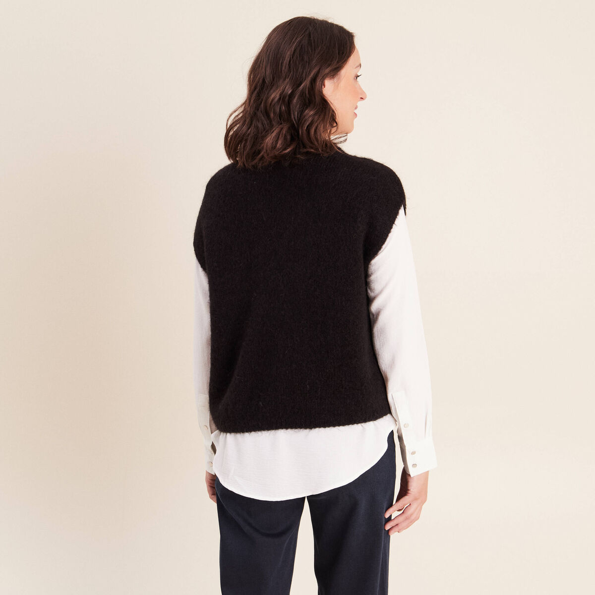 Pull sans manches noir femme