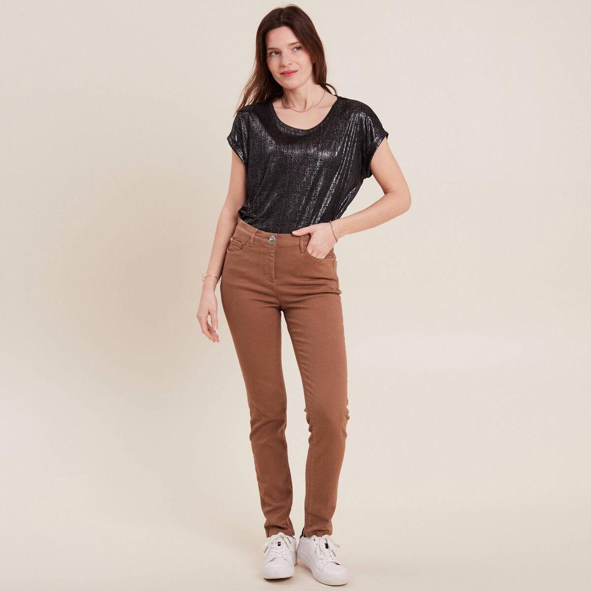 Jean magique L'Unique coupe ajust&eacute;e marron femme
