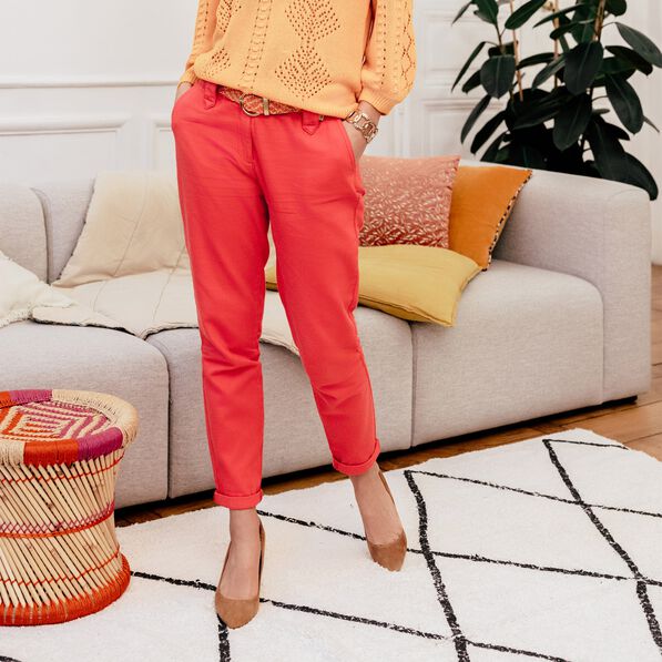 pantalon carotte ceinture rose cerise femme Pantalon carotte ceinturé rose cerise femme