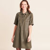 Robe droite courte enduite col chemise vert kaki femme
