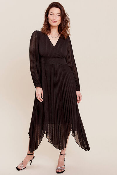 Robe longue évasée plissée noir femme