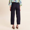 Pantalon magique Le L&eacute;ger coupe barrel denim brut femme