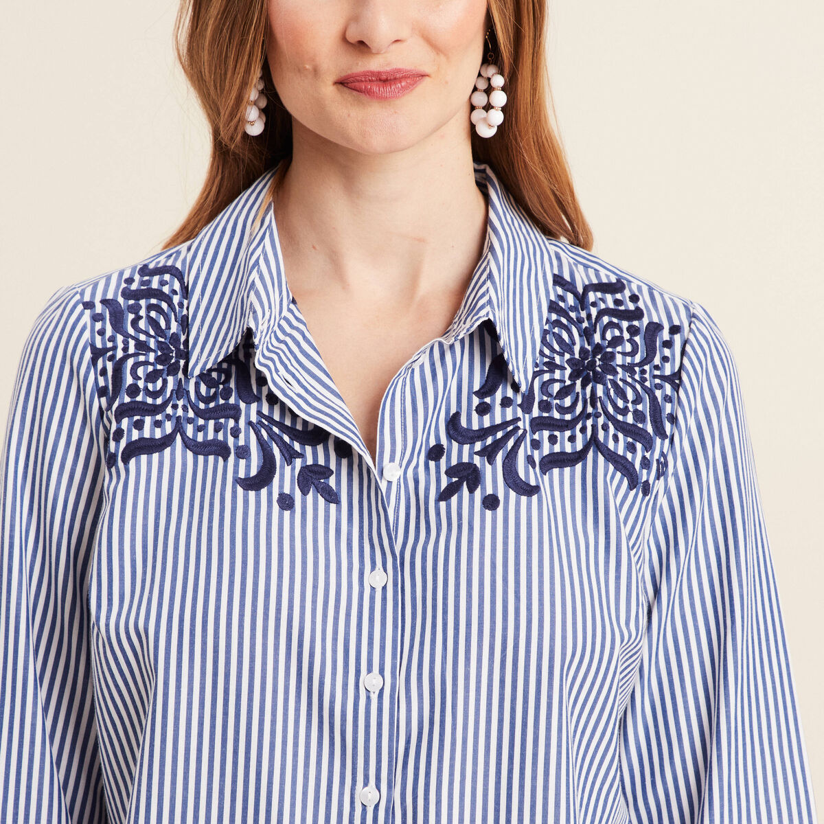 Chemise manches longues brodée bleu femme