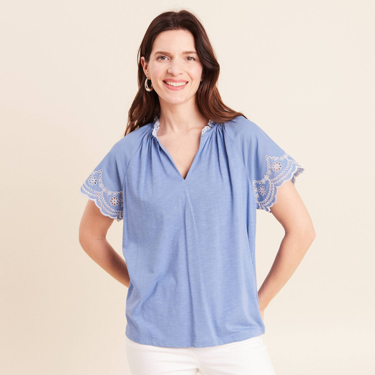 Blouse col tunisien manches courtes bleu ciel femme