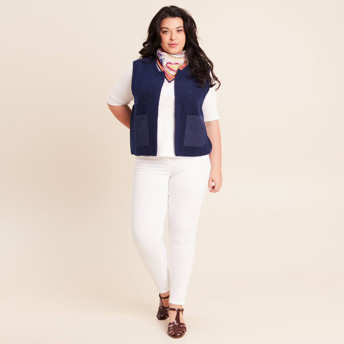Gilet sans manches aspect laineux bleu marine femme