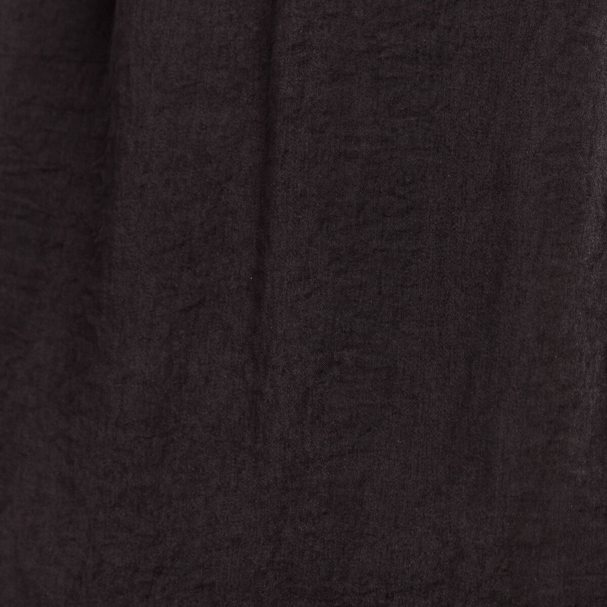 Chemise ample satin&eacute;e manches longues noir femme