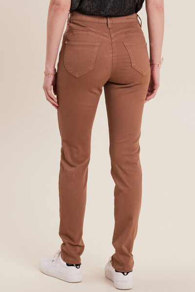 Jean magique ajusté taille standard marron femme