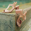 Sandales à talons bottiers rose clair femme
