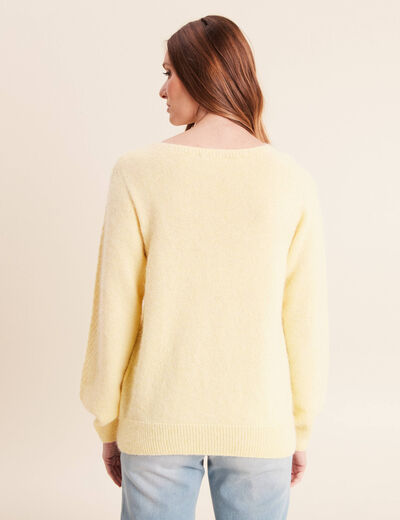 Pull confectionn&eacute; en France jaune pastel femme