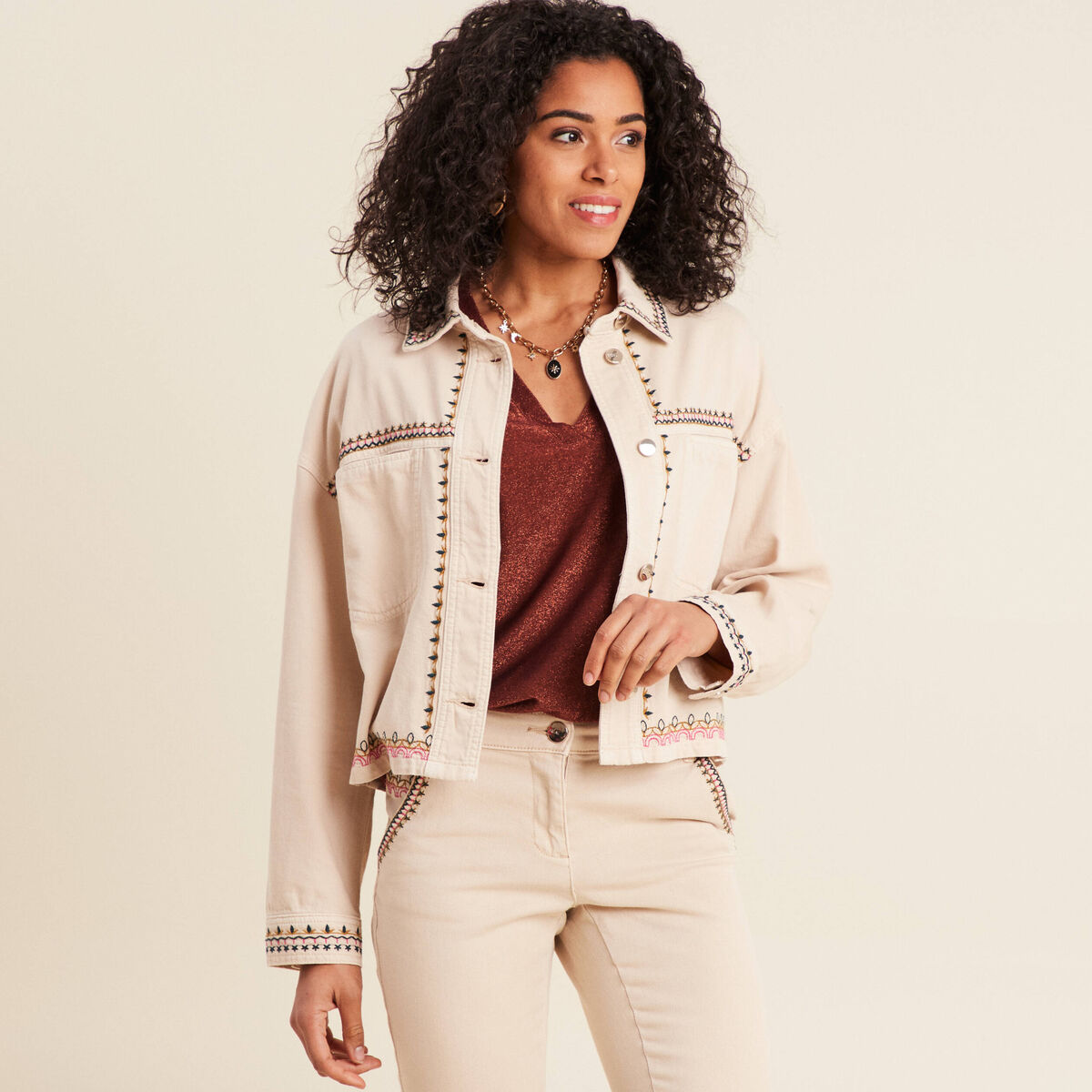 Veste en jean brod&eacute;e denim beige femme