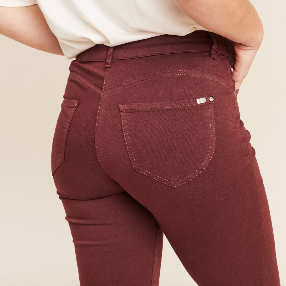 Bermuda magique le Léger bordeaux femme