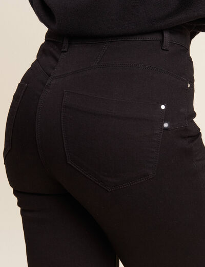 Jean coupe ajust&eacute;e long noir femme
