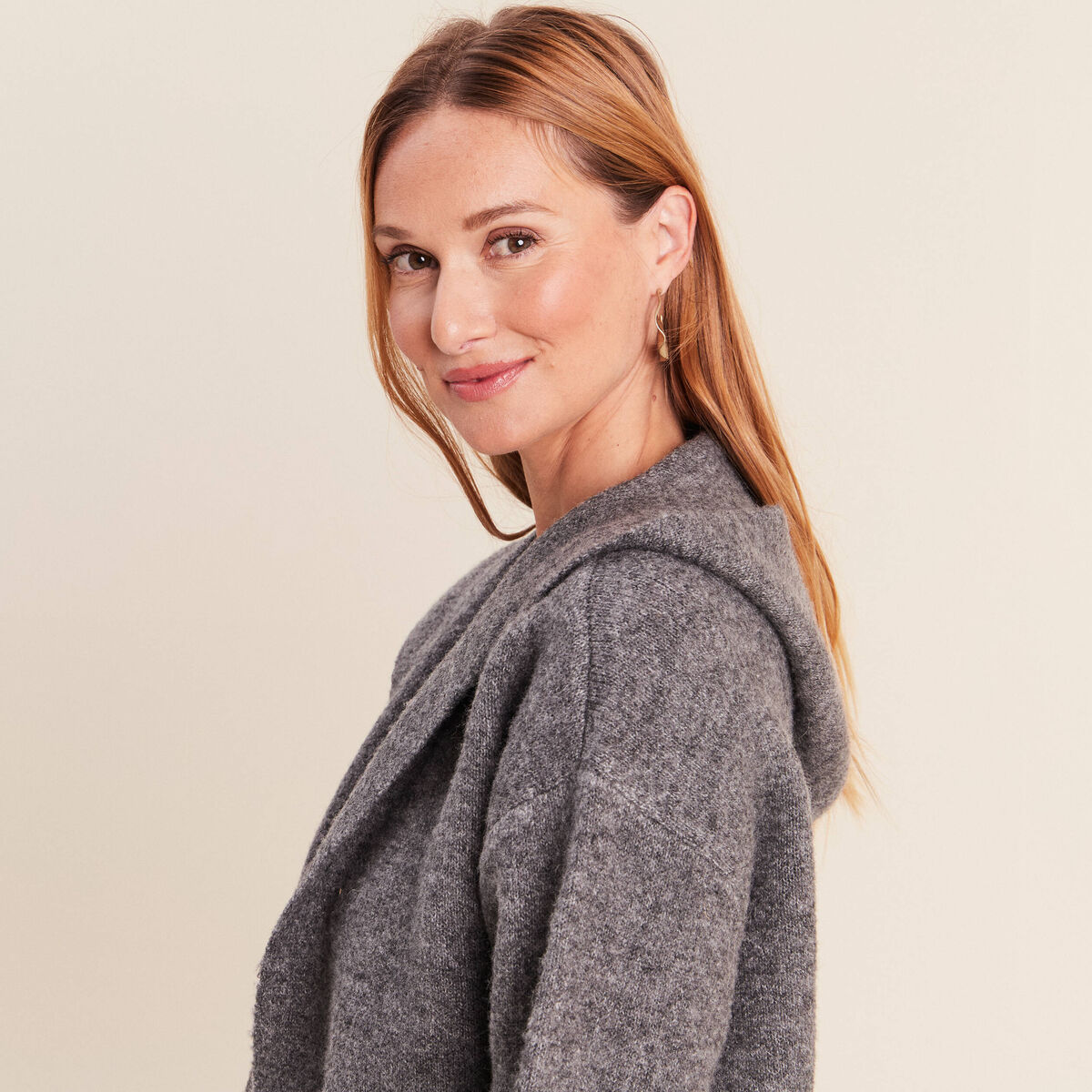 Gilet droit long gris fonc&eacute; femme