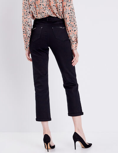 Jean droit détails bijoux noir femme