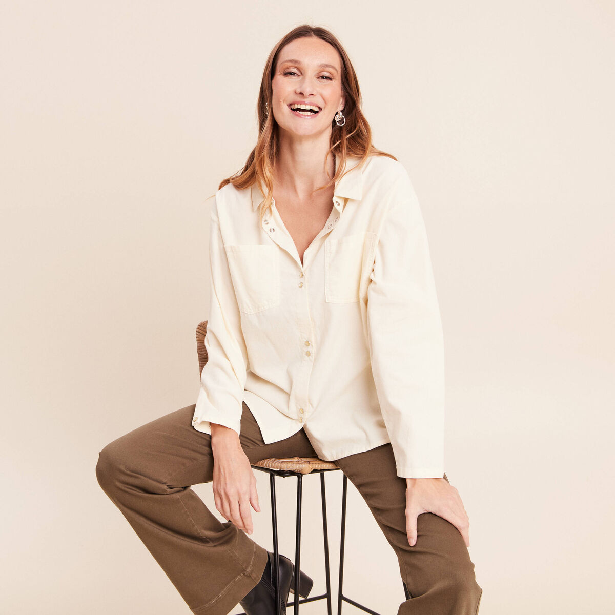 Chemise ample en velours milleraie ecru femme
