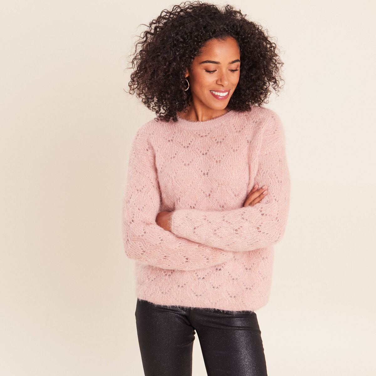 Pull ajour&eacute; col rond vieux rose femme