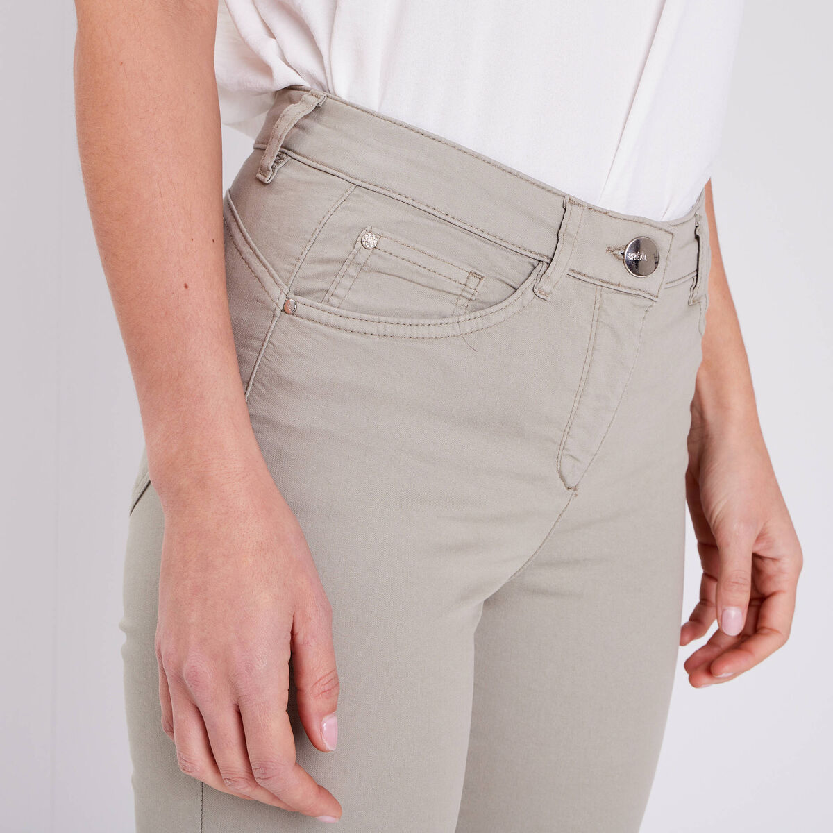 Pantalon magique Le L&eacute;ger coupe ajust&eacute;e vert clair femme