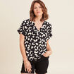 Blouse fluide manches courtes noir femme