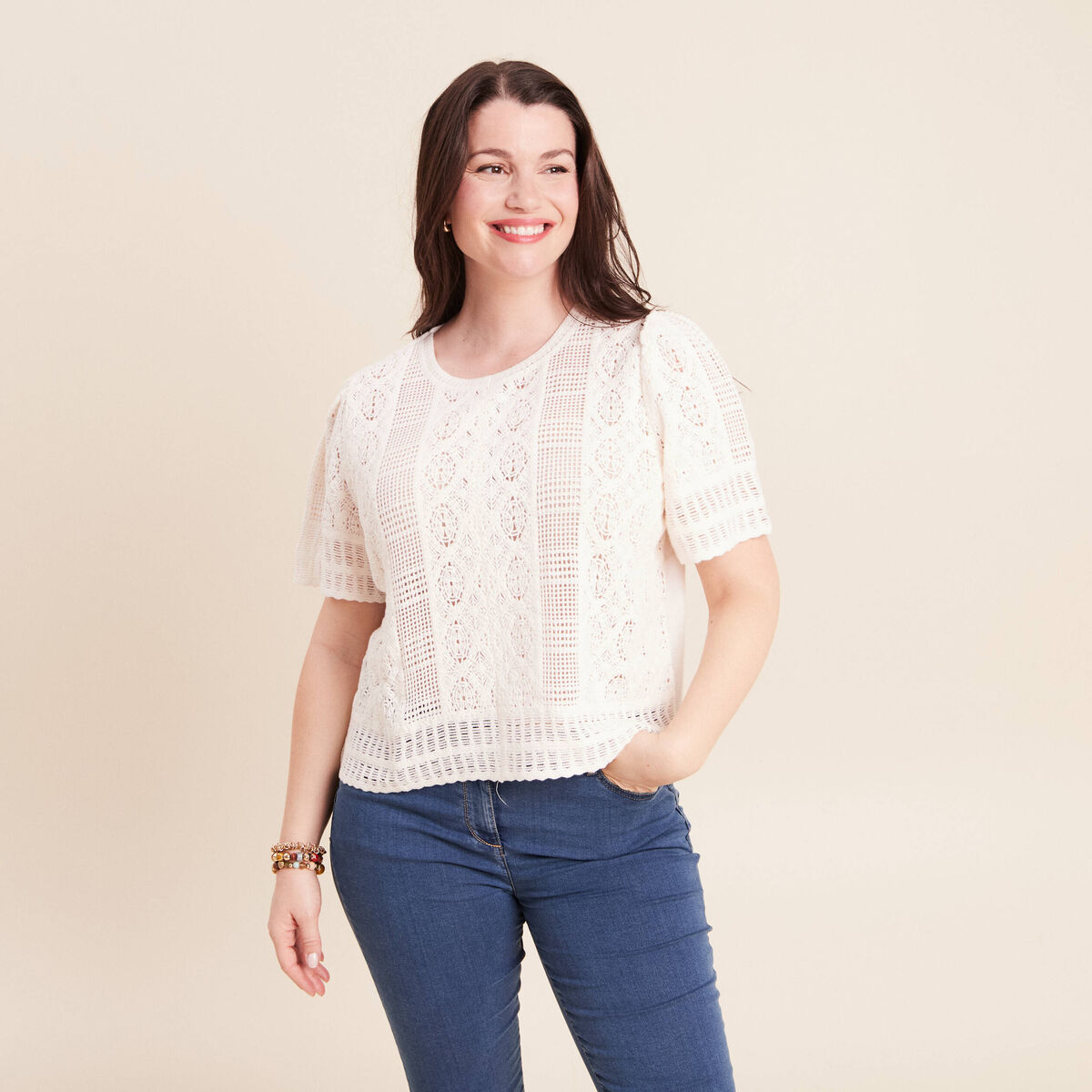 T-shirt col rond &agrave; dentelle ecru femme