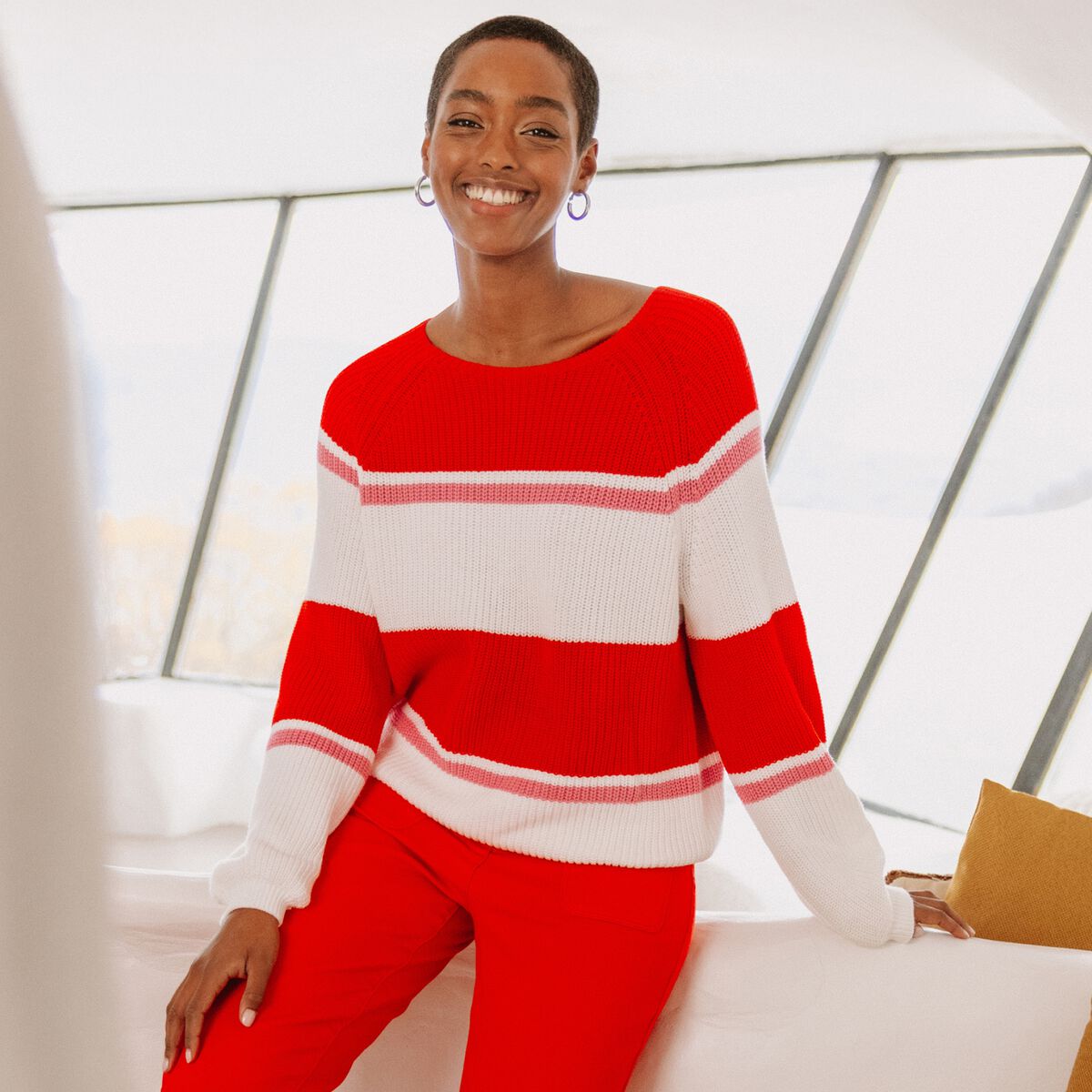 Pull droit col rond en coton ecru femme
