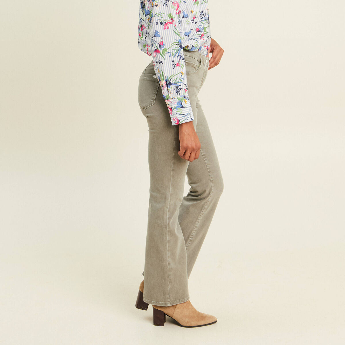 Jean magique L'Unique coupe bootcut vert kaki femme