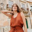 Blouse sans manches marron foncé femme