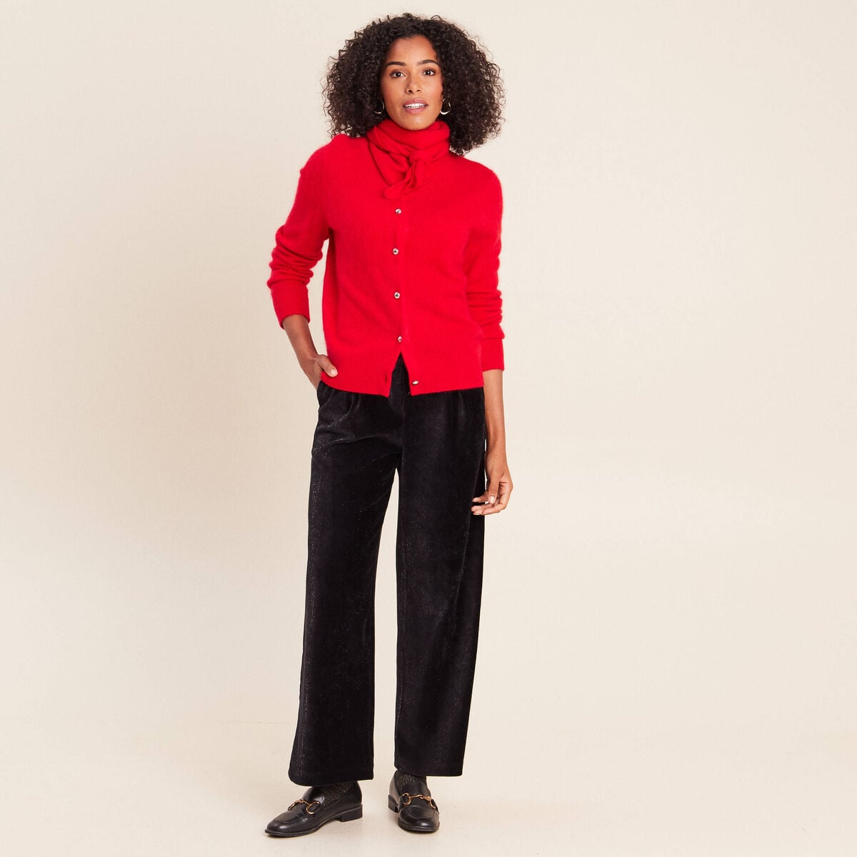 Pantalon en velours noir femme