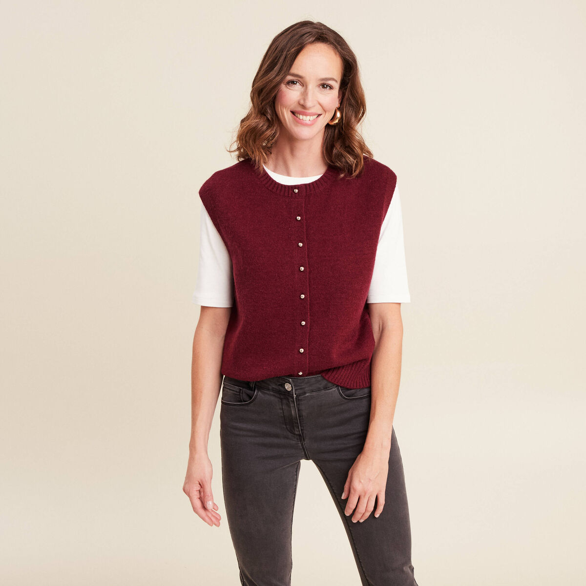gilet droit court sans manches col rond bordeaux femme