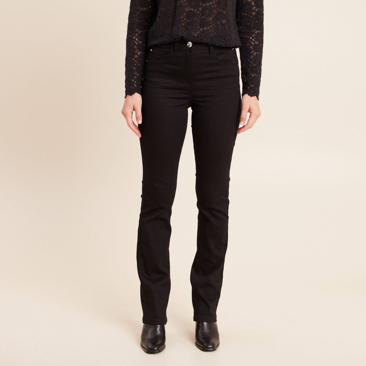 Jean coupe droite taille haute noir femme