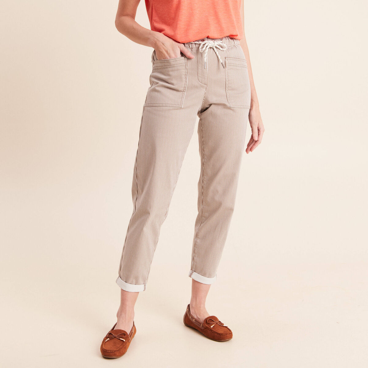 Pantalon coupe mom 7/8&egrave;me marron femme